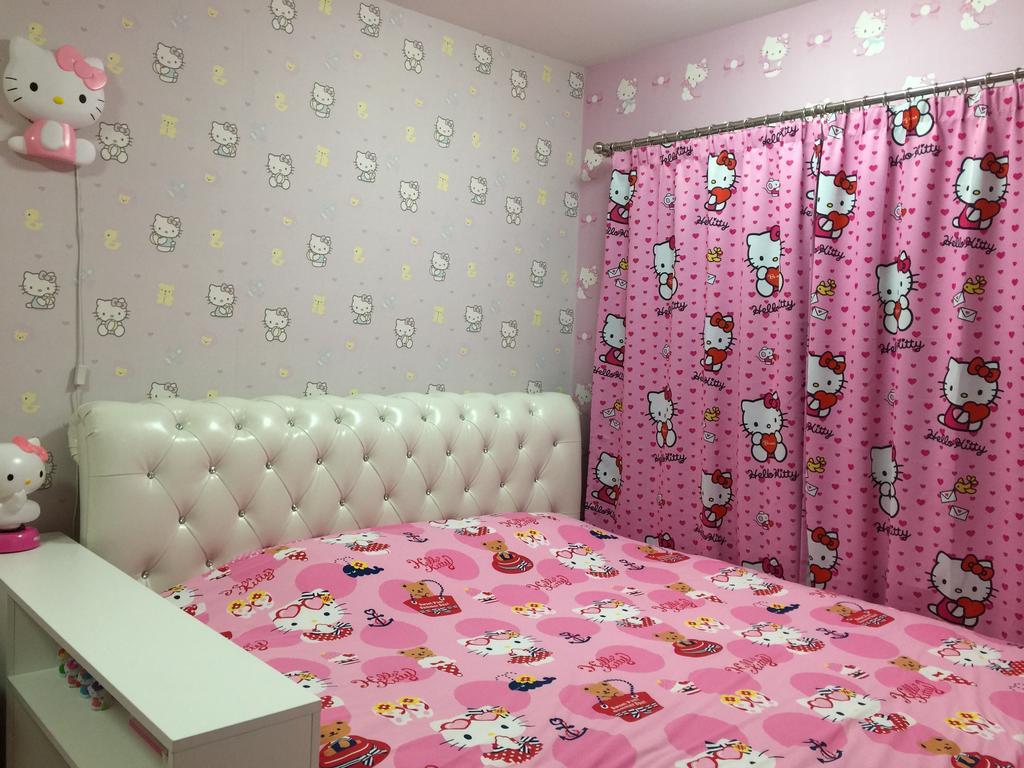 Hello Kitty Room Set Hello Kitty Bedroom Hello Kitty - Hello Kitty Small  Room Design - 1024x680 Wallpaper 